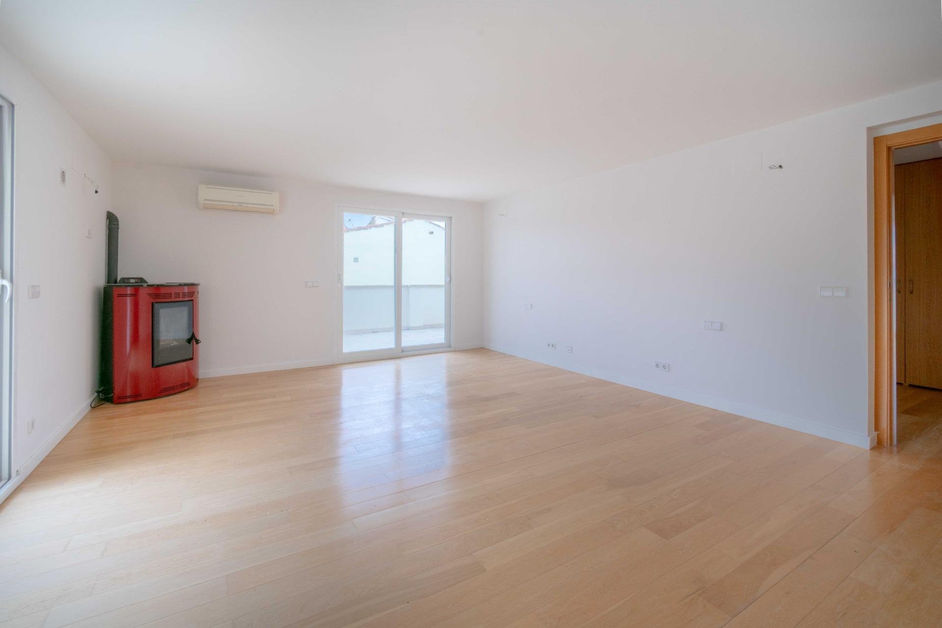 Resale - Villa / Semi semi-detached -
Alfaz del Pi - Albir