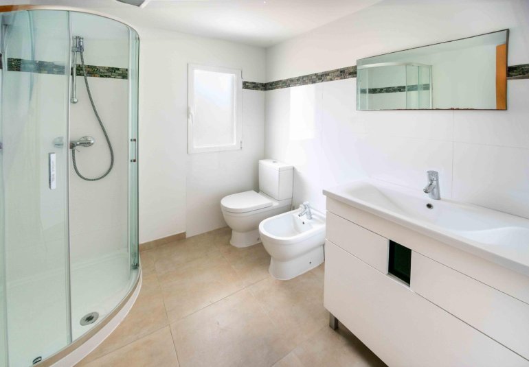 Resale - Villa / Semi semi-detached -
Alfaz del Pi - Albir