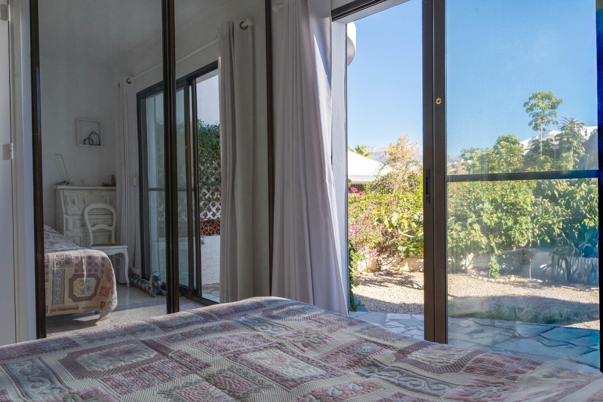 Resale - Villa / Semi semi-detached -
Alfaz del Pi - Albir