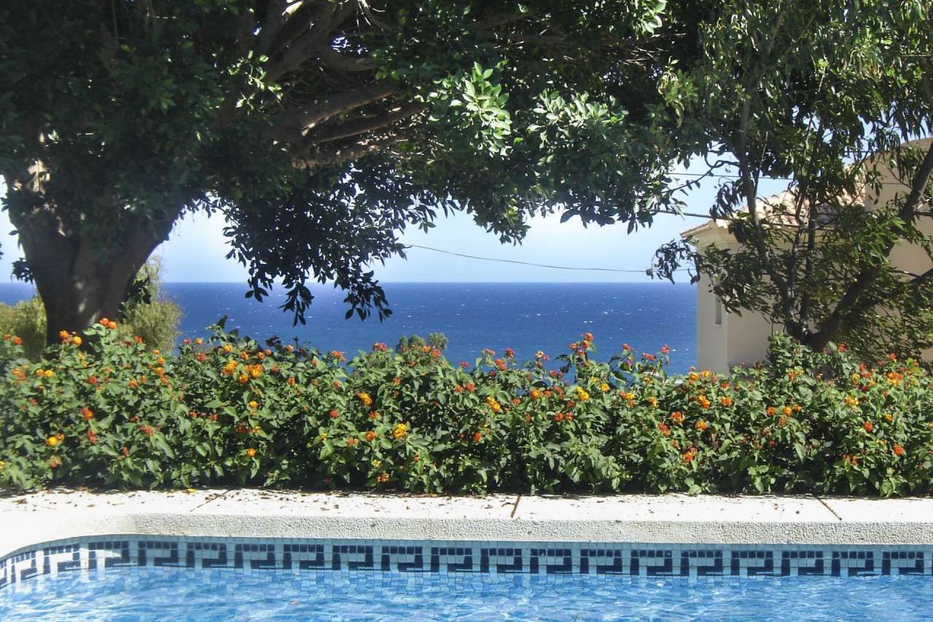 Resale - Villa -
Villajoyosa