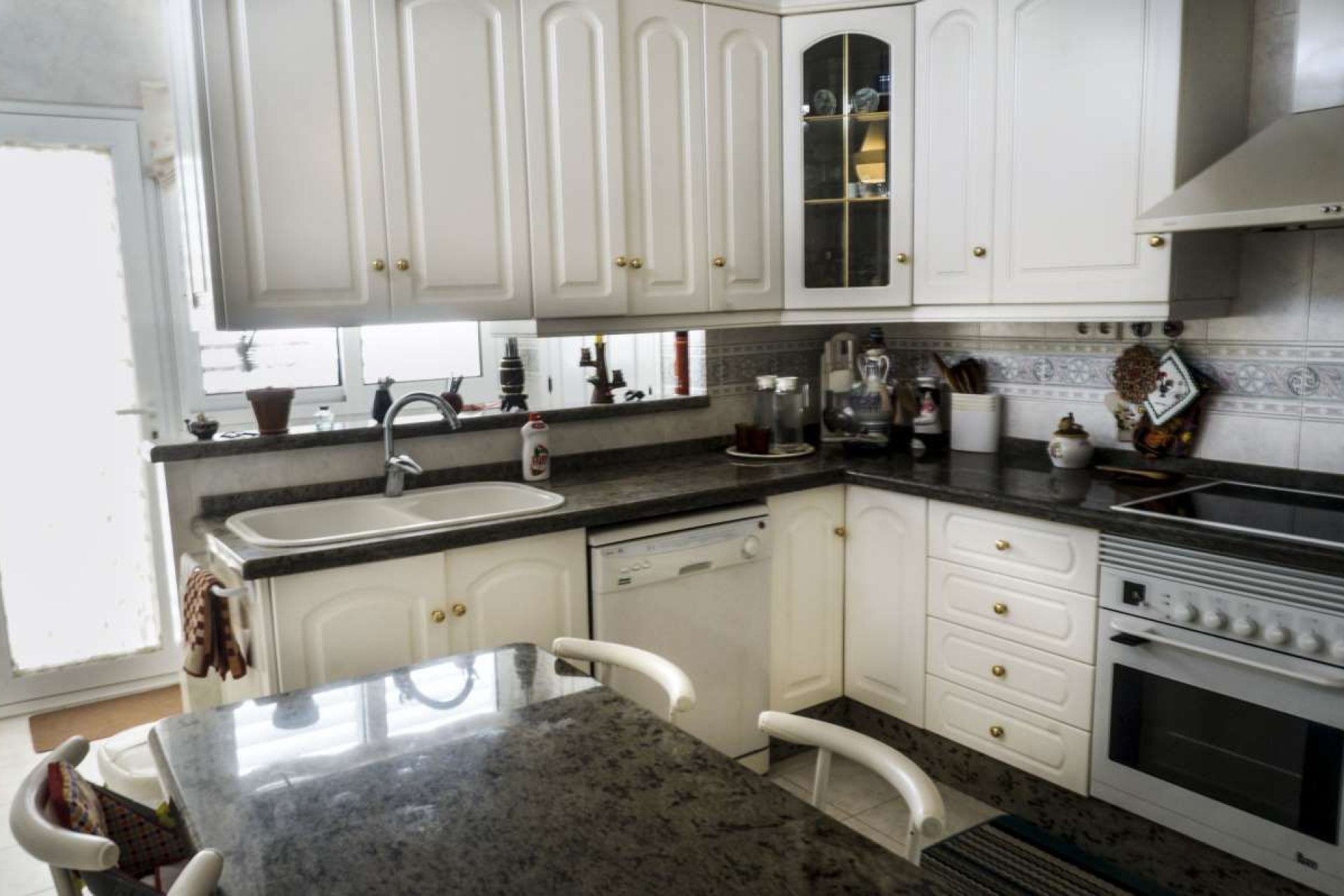 Resale - Villa -
Villajoyosa