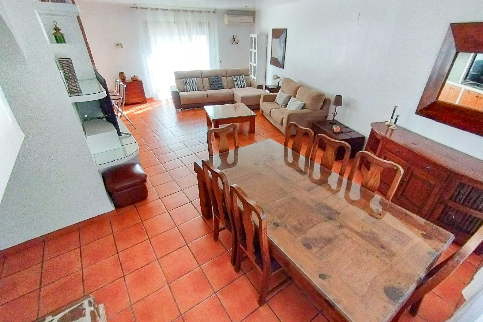 Resale - Village house -
Alfaz del Pi