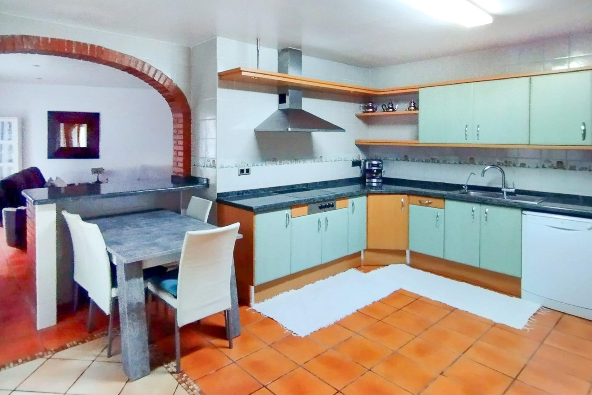 Resale - Village house -
Alfaz del Pi