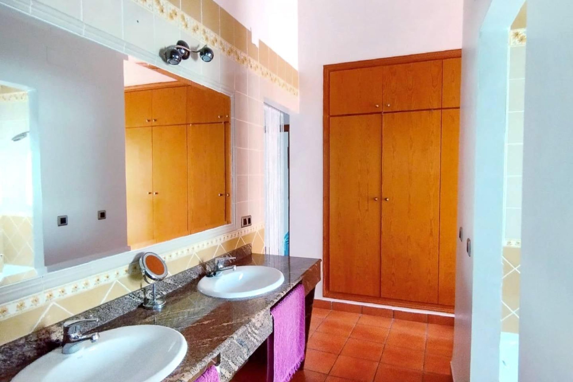 Resale - Village house -
Alfaz del Pi