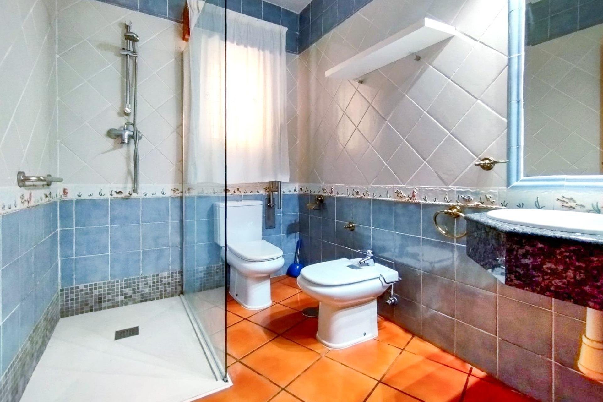 Resale - Village house -
Alfaz del Pi