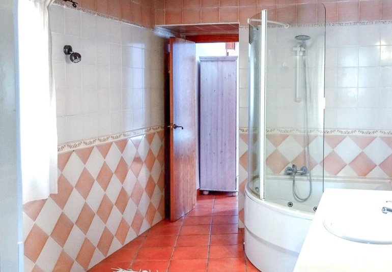 Resale - Village house -
Alfaz del Pi