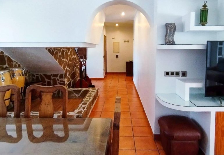 Resale - Village house -
Alfaz del Pi