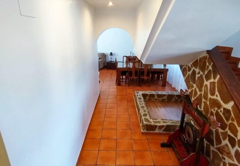 Resale - Village house -
Alfaz del Pi