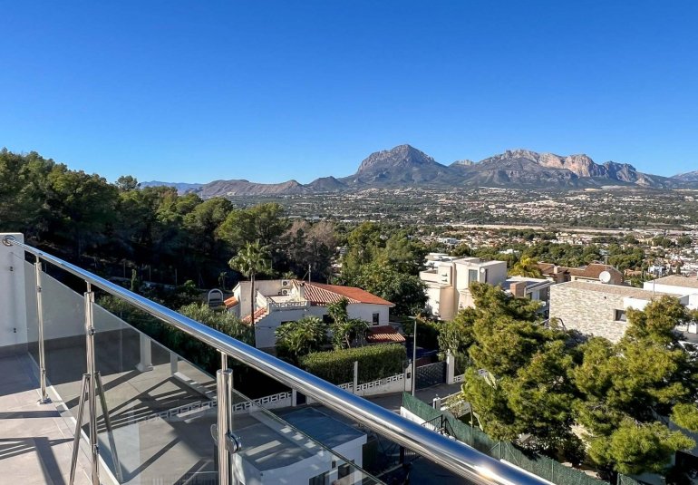 Reventa - Adosado -
Alfaz del Pi - Albir