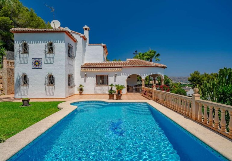 Reventa - Adosado -
Jávea