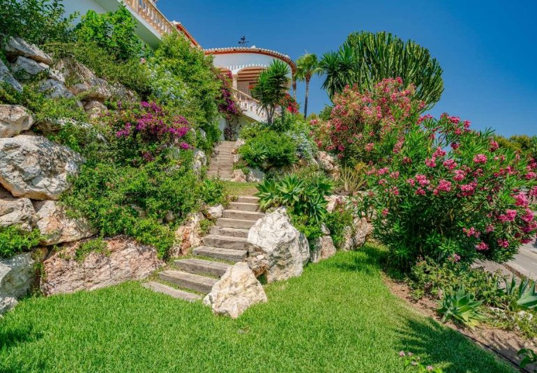 Reventa - Adosado -
Jávea