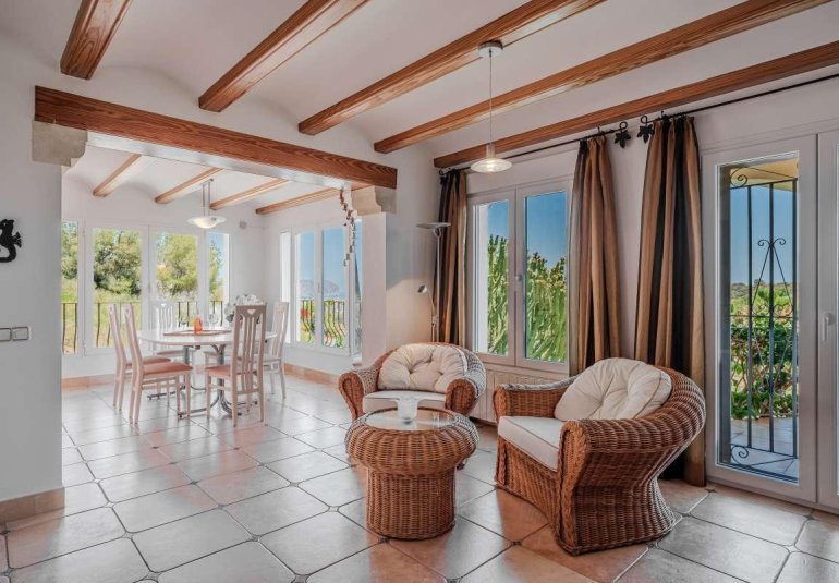 Reventa - Adosado -
Jávea