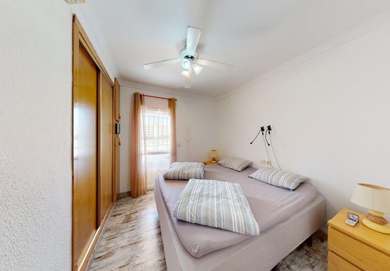 Reventa - Apartamento / piso -
Alfaz del Pi - Albir