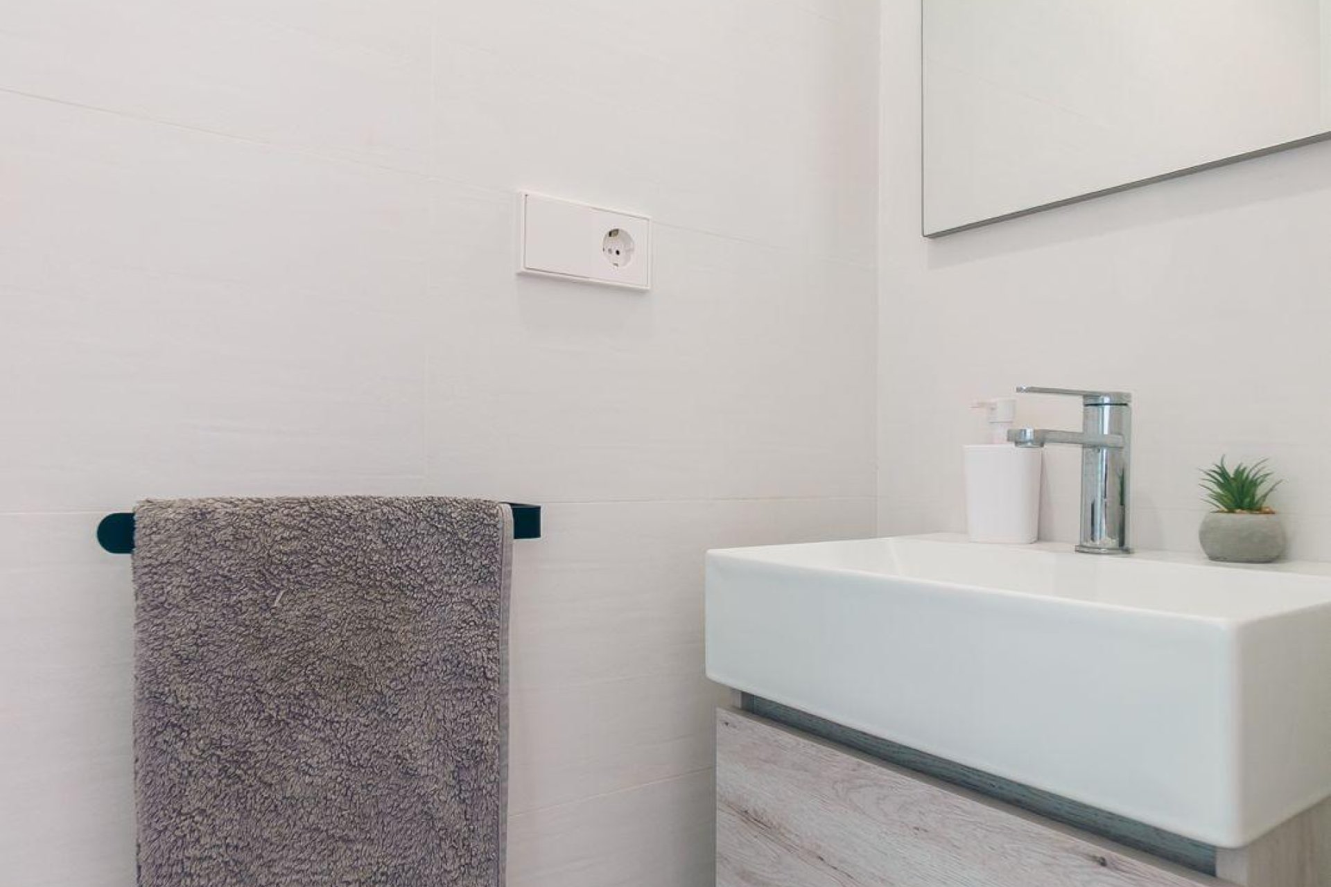 Reventa - Apartamento / piso -
Alfaz del Pi - Albir