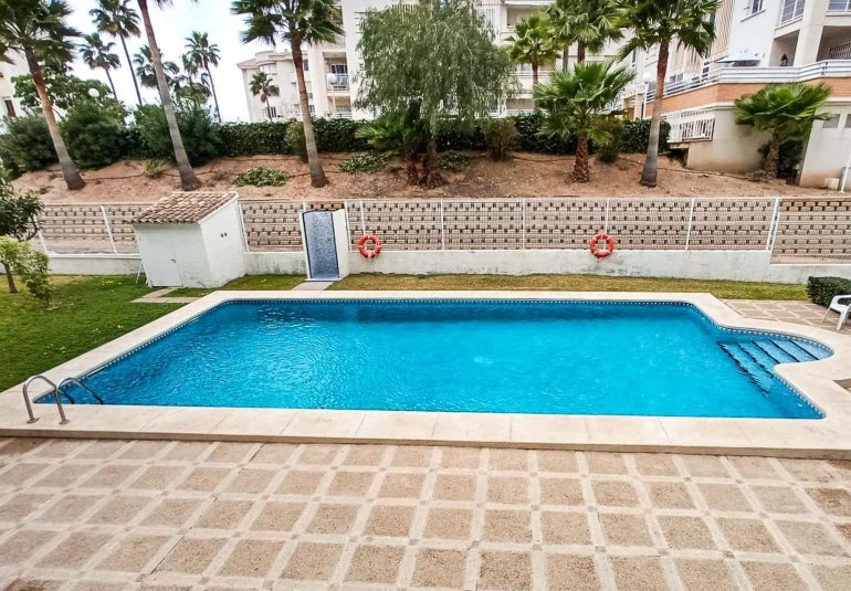 Reventa - Apartamento / piso -
Alfaz del Pi - Albir