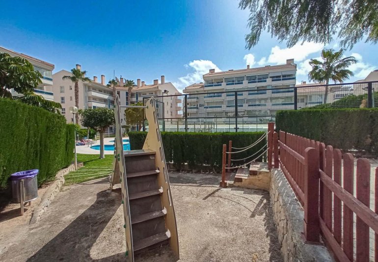 Reventa - Apartamento / piso -
Alfaz del Pi - Albir