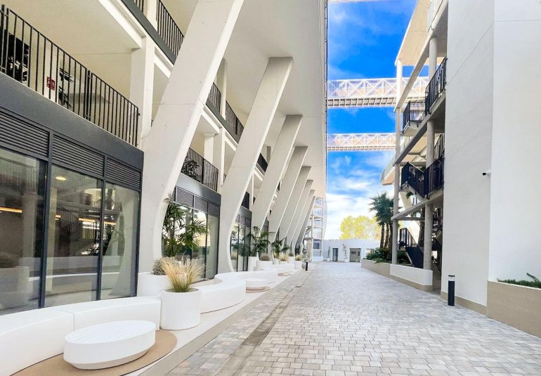 Reventa - Apartamento / piso -
Alfaz del Pi - Albir