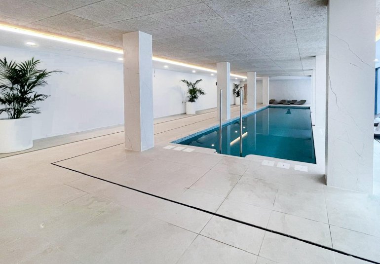 Reventa - Apartamento / piso -
Alfaz del Pi - Albir