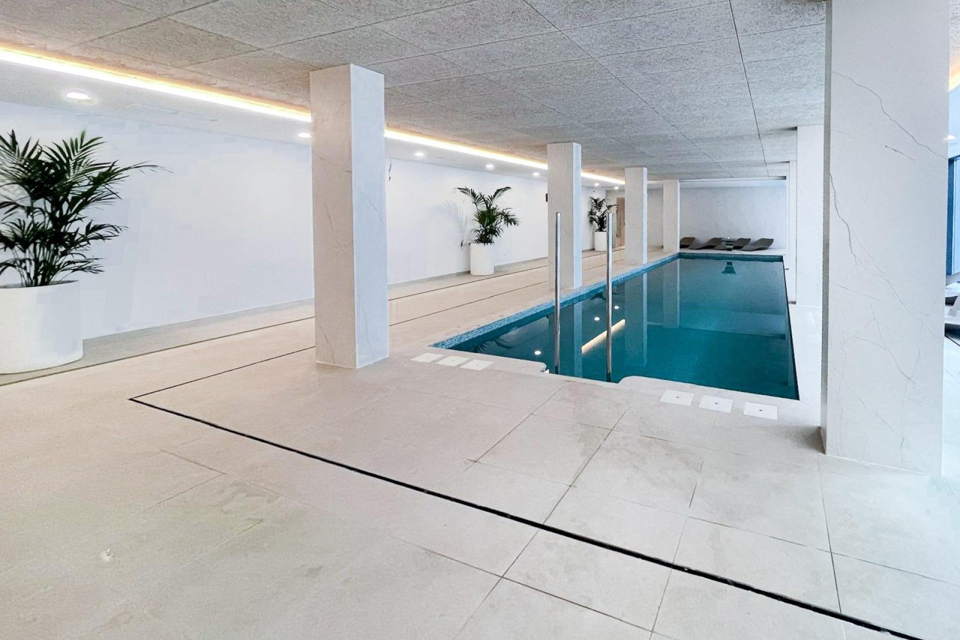 Reventa - Apartamento / piso -
Alfaz del Pi - Albir