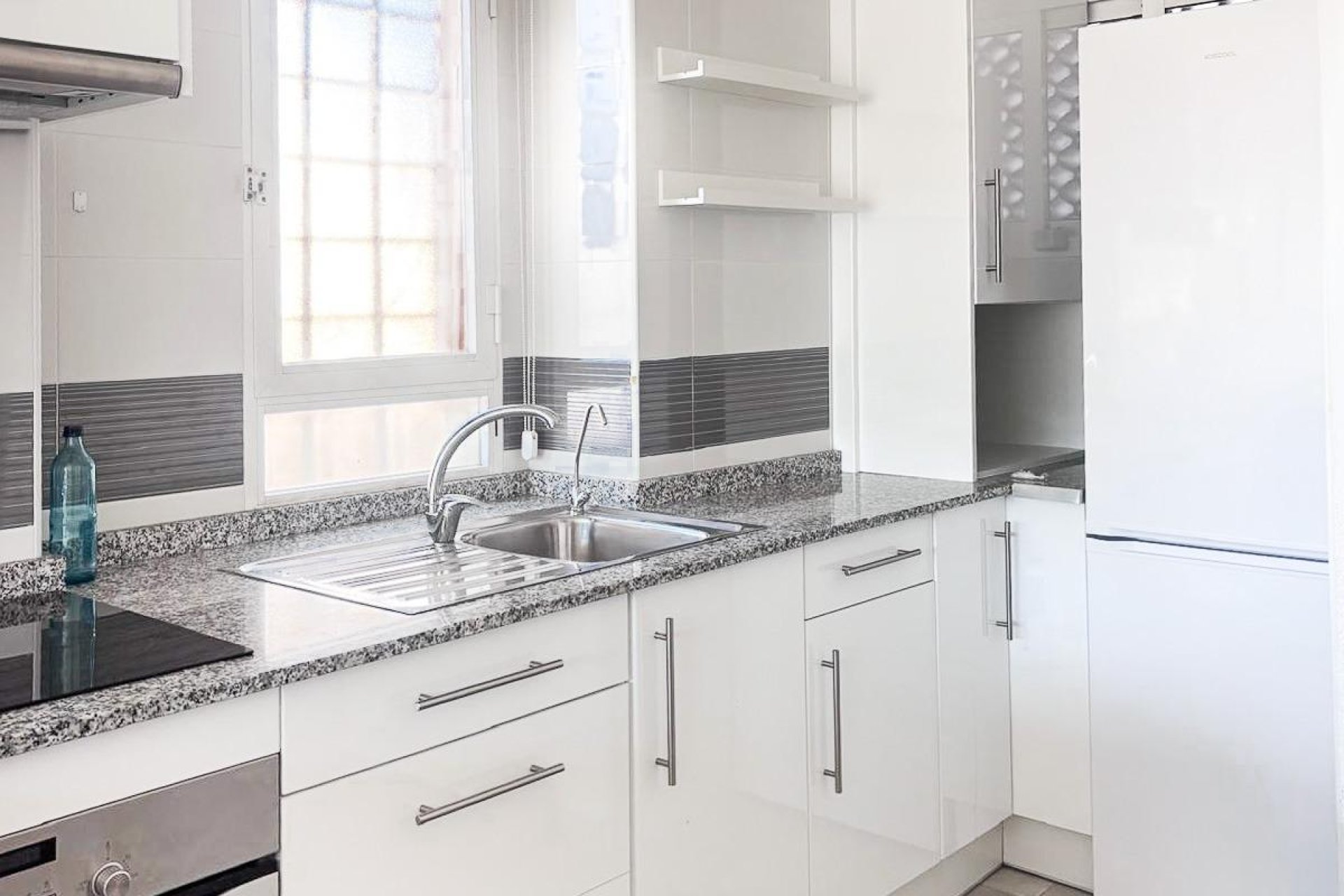 Reventa - Apartamento / piso -
Alfaz del Pi - Albir