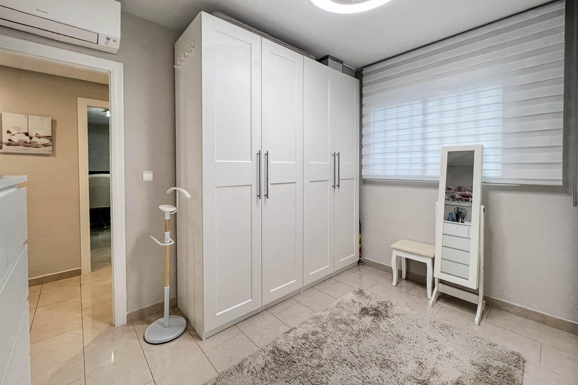 Reventa - Apartamento / piso -
Alfaz del Pi - Albir