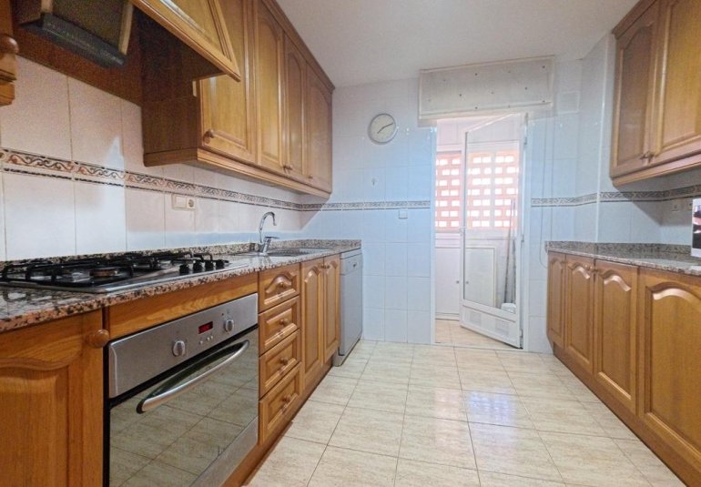Reventa - Apartamento / piso -
Alfaz del Pi - Albir