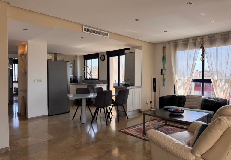 Reventa - Apartamento / piso -
Calpe - Zona Playa del Bol - Puerto