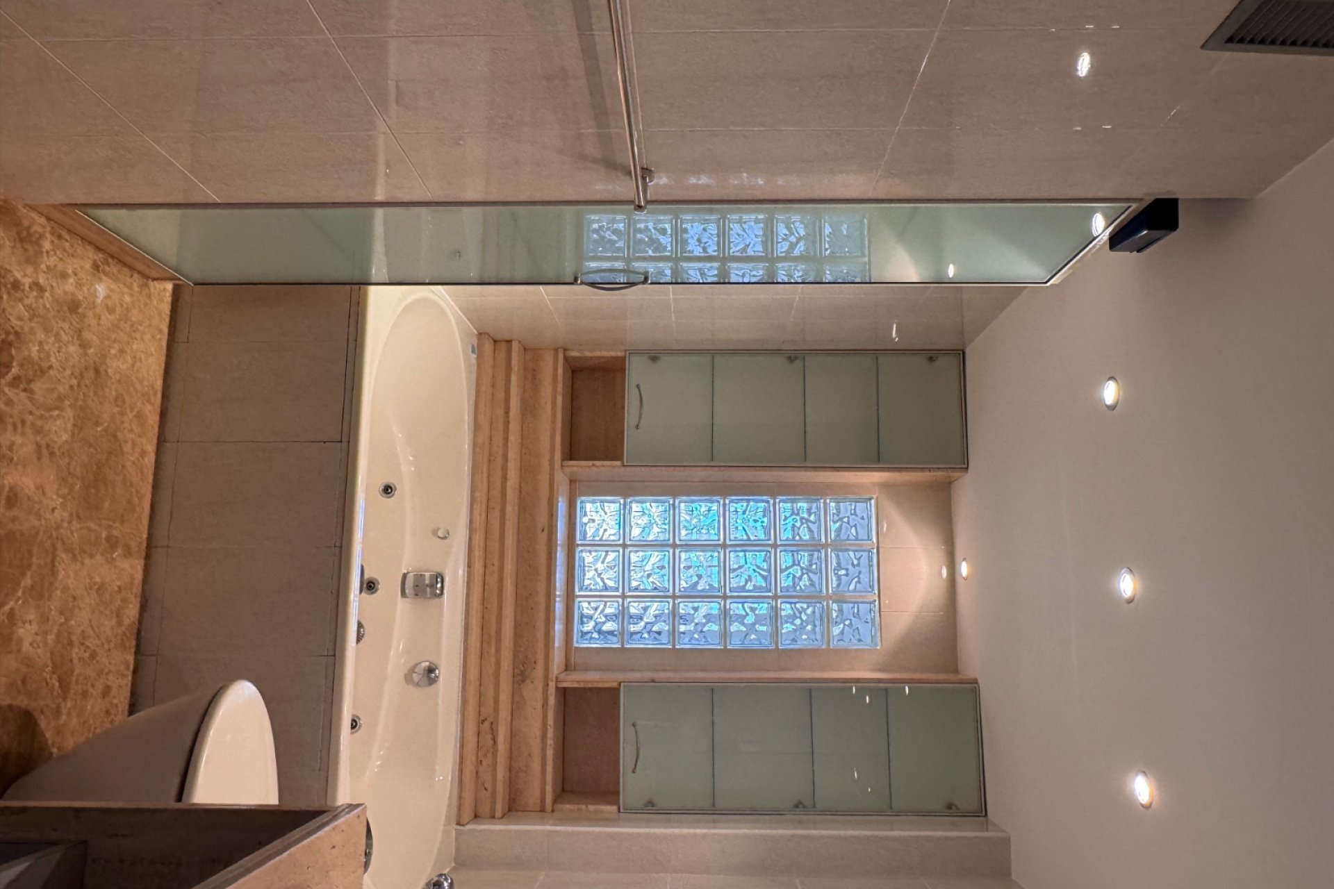 Reventa - Apartamento / piso -
Calpe - Zona Playa del Bol - Puerto