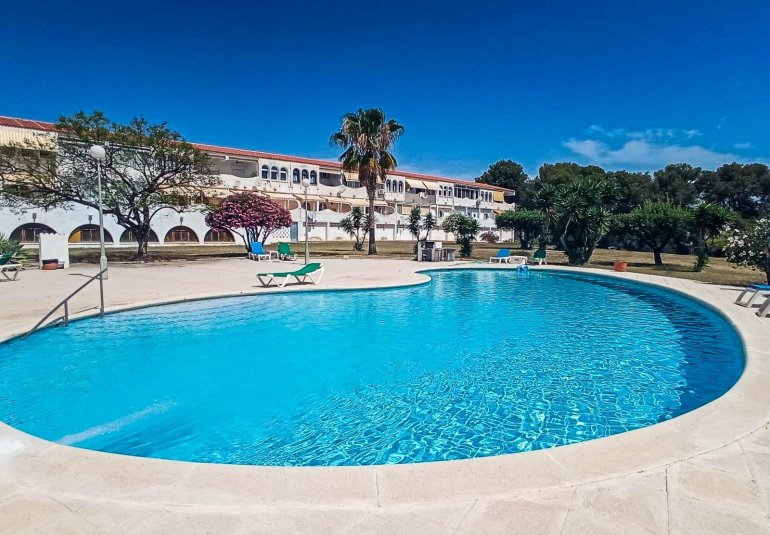 Reventa - Apartamento / piso -
La Nucía - La nucia