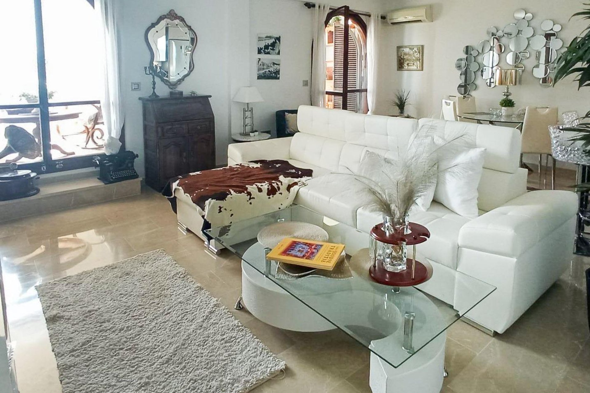 Reventa - Apartamento / piso -
La Nucía - La nucia