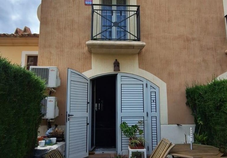 Reventa - Bungalow -
Finestrat