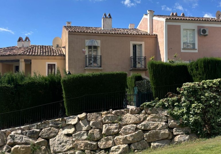 Reventa - Bungalow -
Finestrat