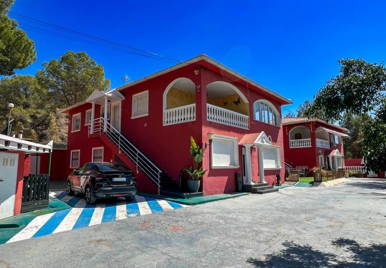 Reventa - Villa -
Alfaz del Pi - Albir