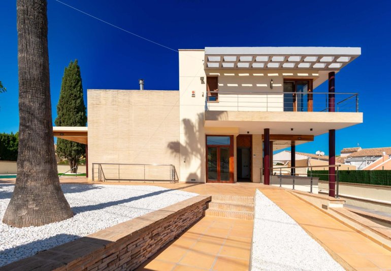 Reventa - Villa -
Alfaz del Pi - Albir