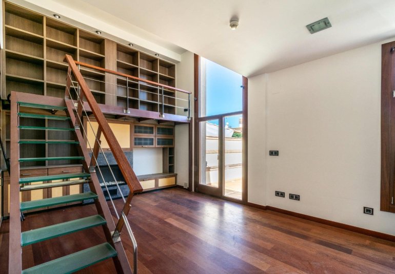 Reventa - Villa -
Alfaz del Pi - Albir