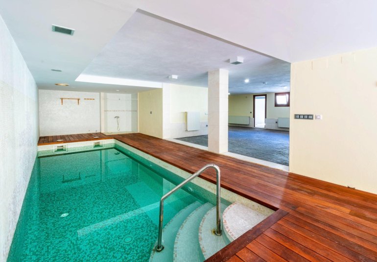 Reventa - Villa -
Alfaz del Pi - Albir