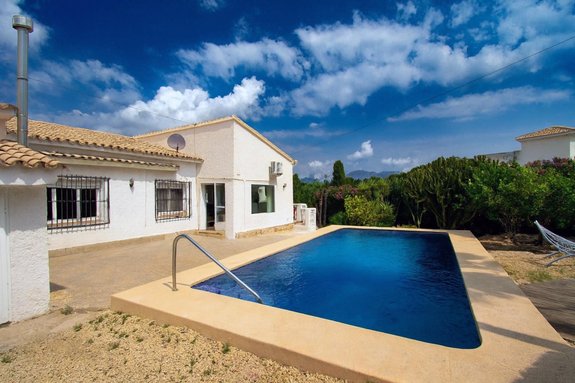 Reventa - Villa -
Alfaz del Pi - Albir