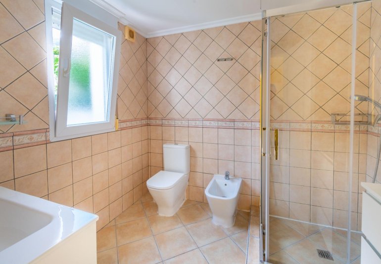 Reventa - Villa -
Alfaz del Pi - Albir