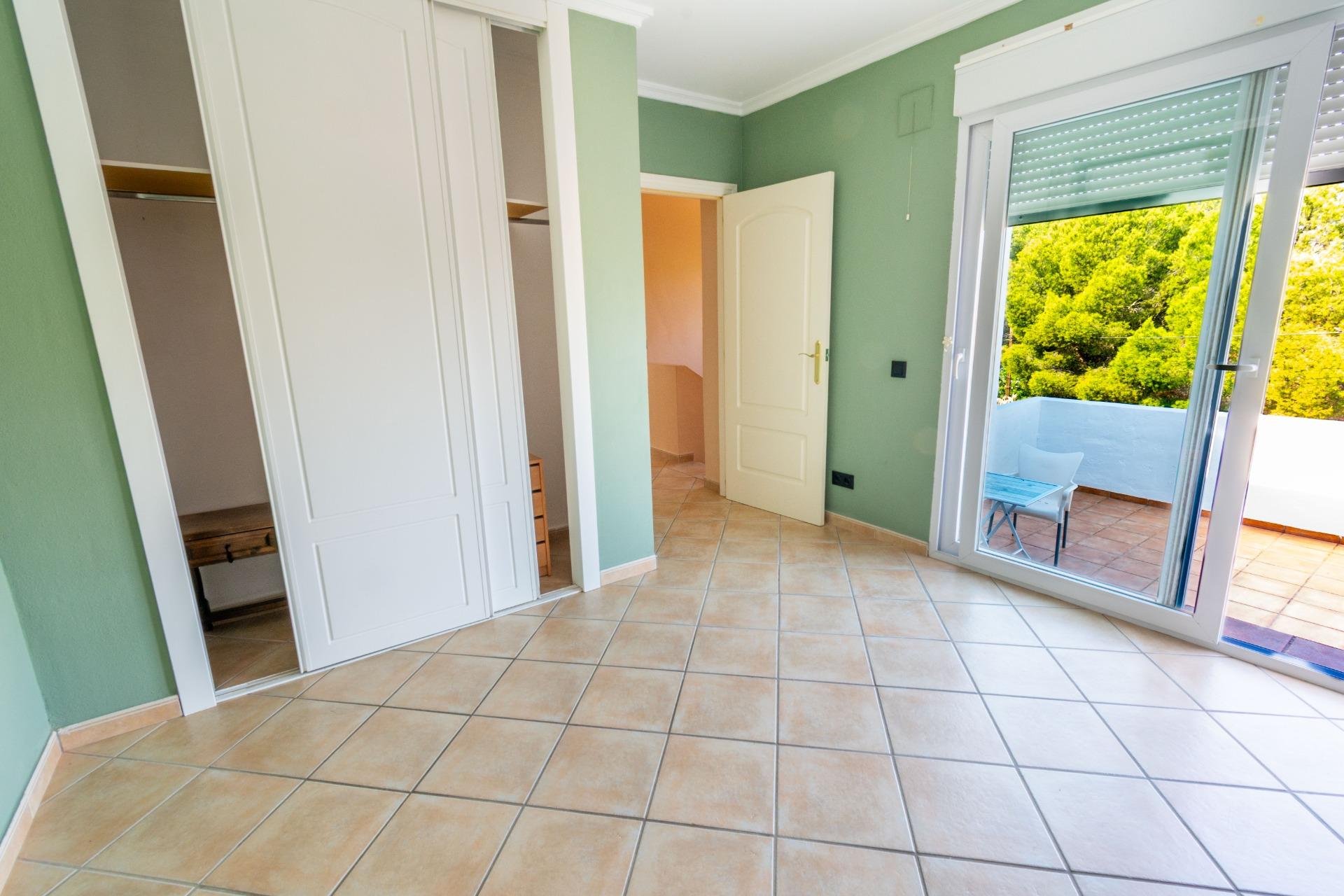 Reventa - Villa -
Alfaz del Pi - Albir