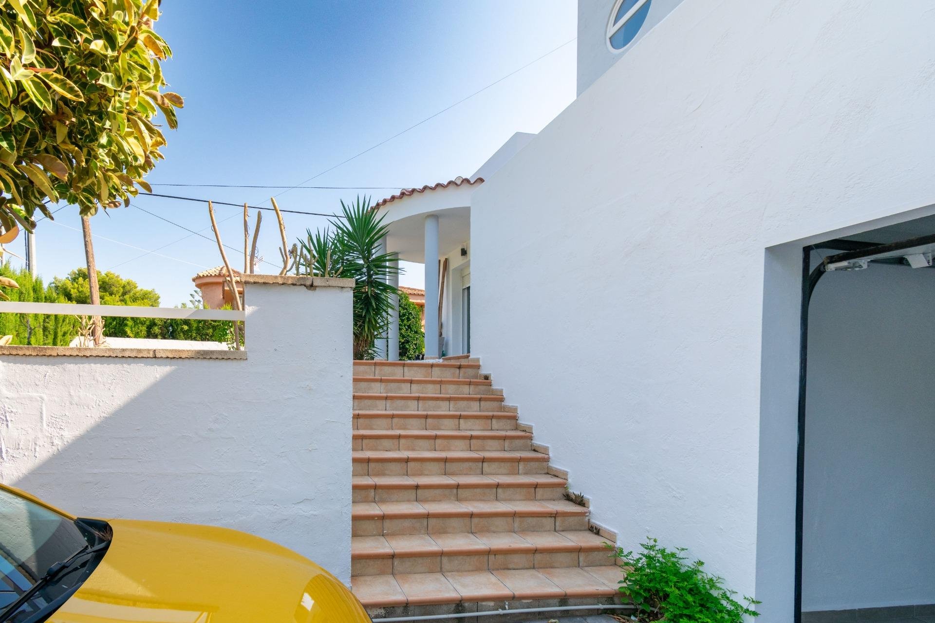 Reventa - Villa -
Alfaz del Pi - Albir