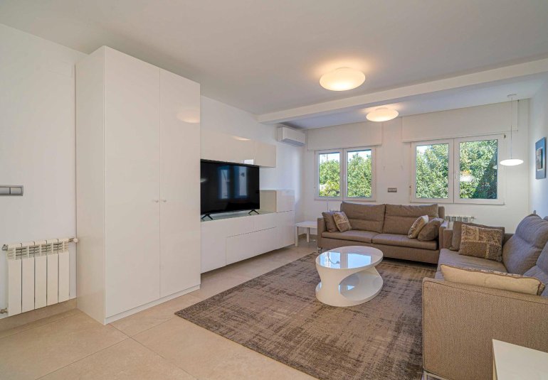 Reventa - Villa -
Alfaz del Pi - Albir