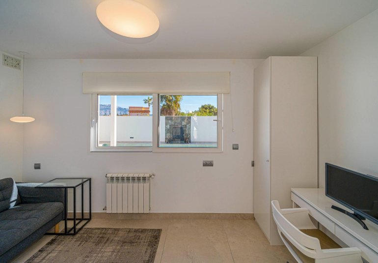 Reventa - Villa -
Alfaz del Pi - Albir