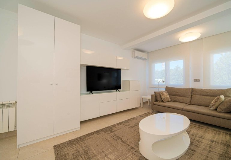 Reventa - Villa -
Alfaz del Pi - Albir