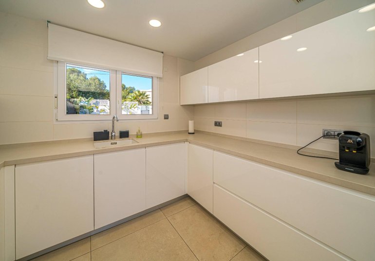 Reventa - Villa -
Alfaz del Pi - Albir