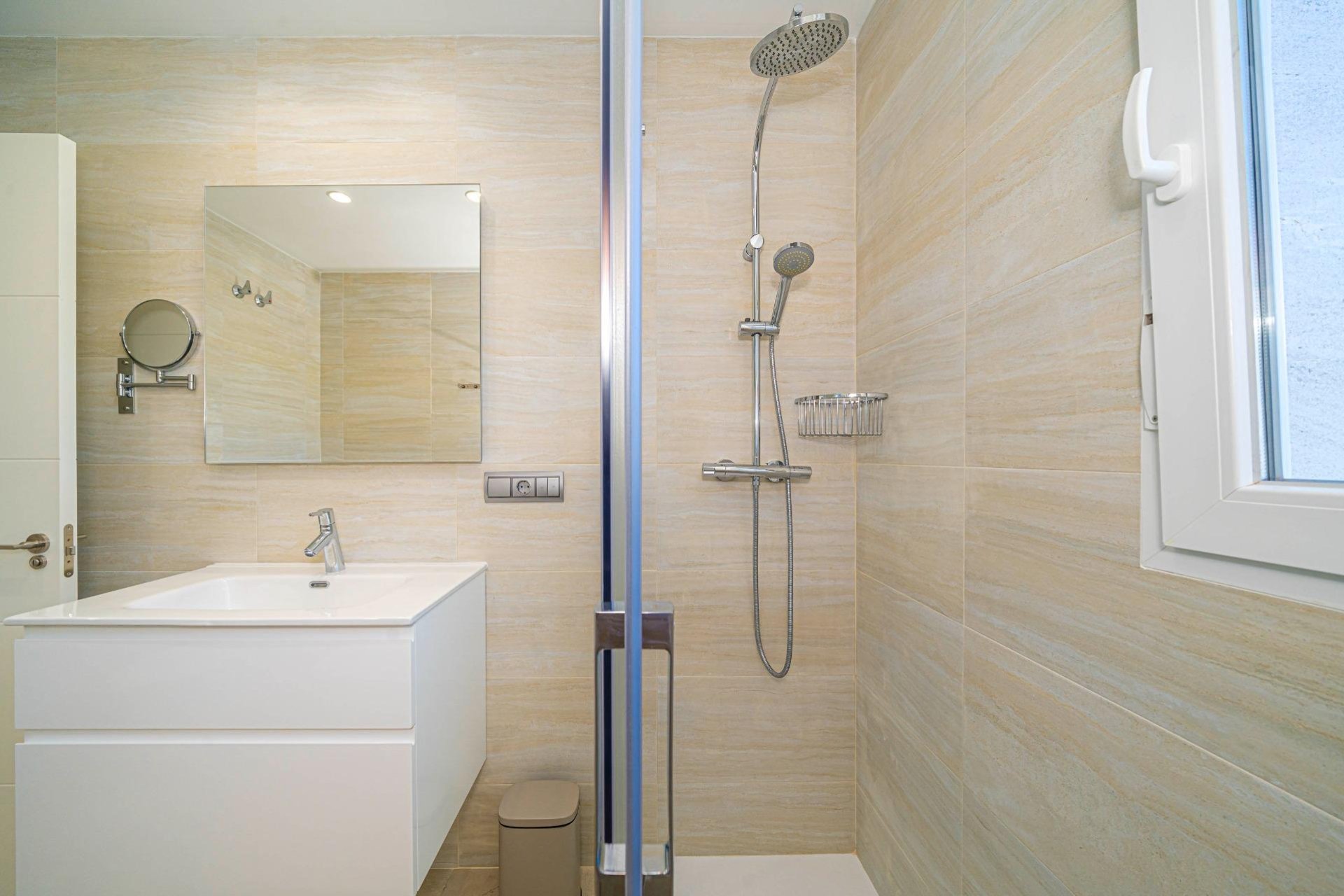 Reventa - Villa -
Alfaz del Pi - Albir