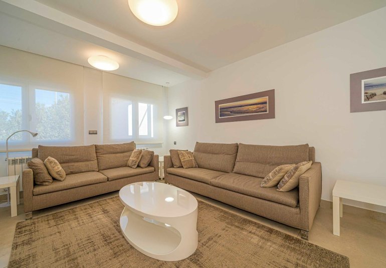 Reventa - Villa -
Alfaz del Pi - Albir