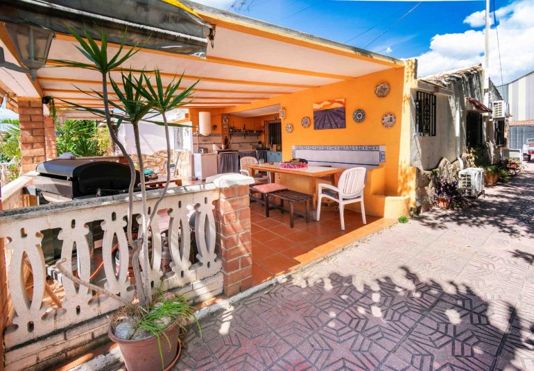 Reventa - Villa -
Alfaz del Pi - Albir