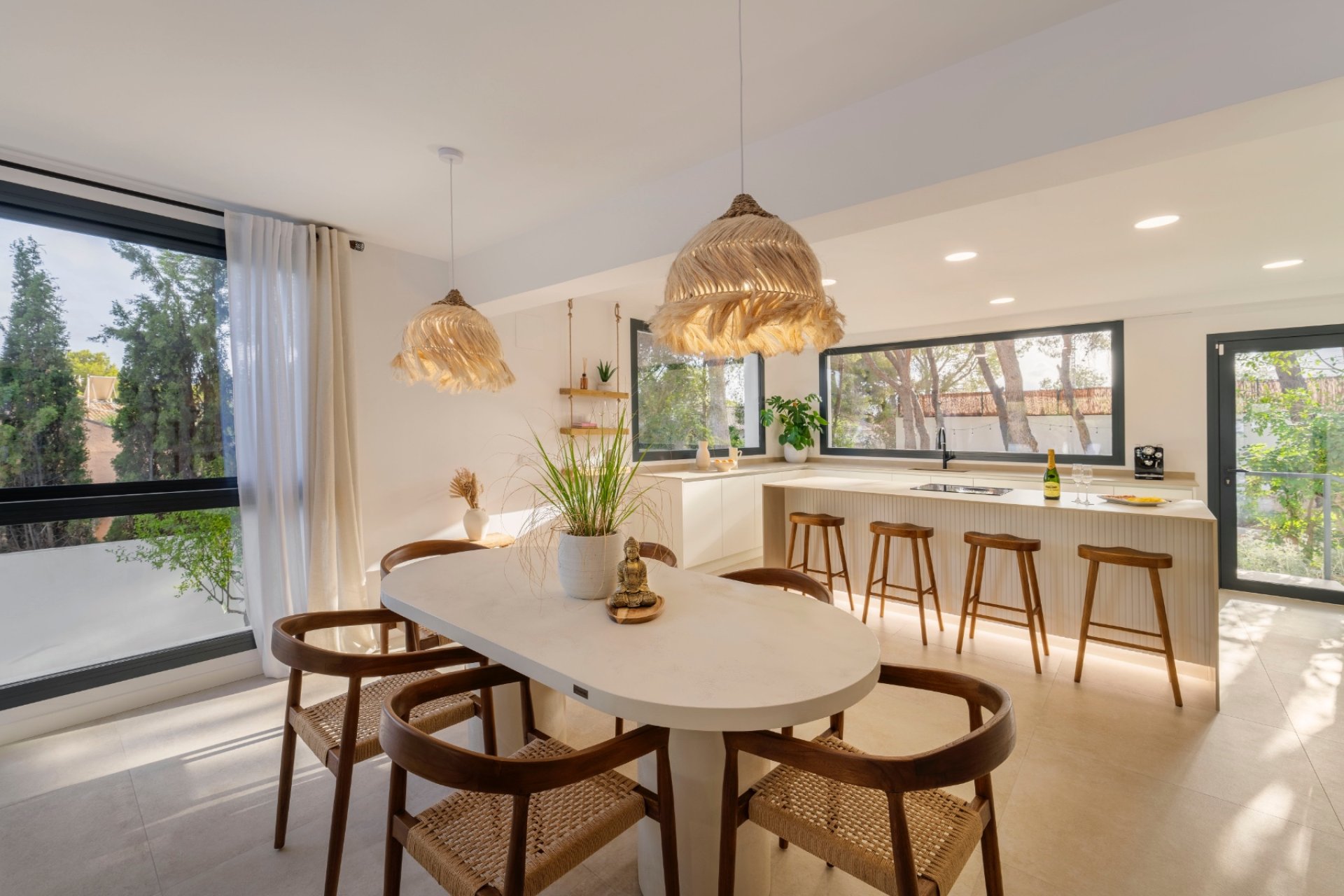 Reventa - Villa -
Altea - Urbanizaciones