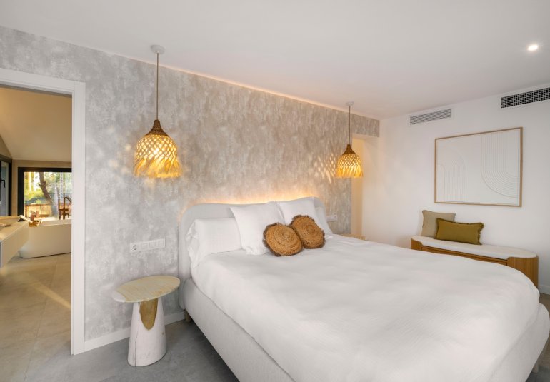 Reventa - Villa -
Altea - Urbanizaciones