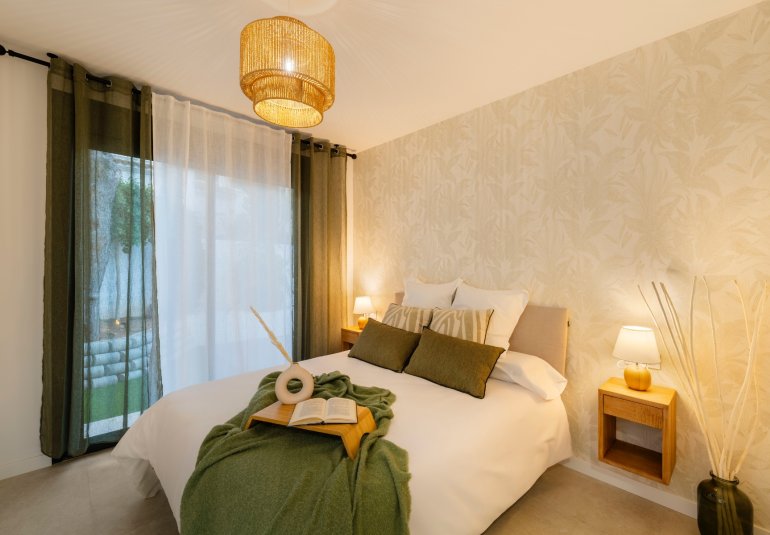 Reventa - Villa -
Altea - Urbanizaciones